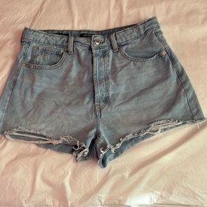 Wild fable medium high rise cut off shorts. Faded blue